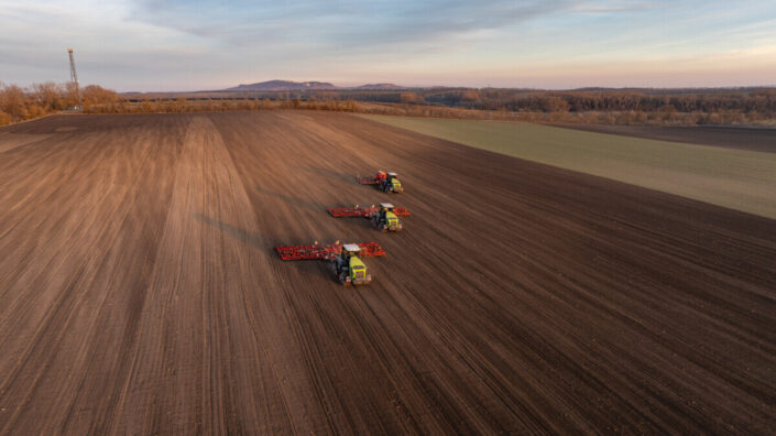 claas-xerion-terra-trac-6