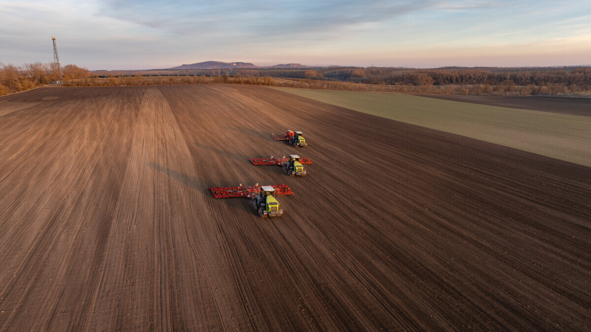 claas-xerion-terra-trac-6